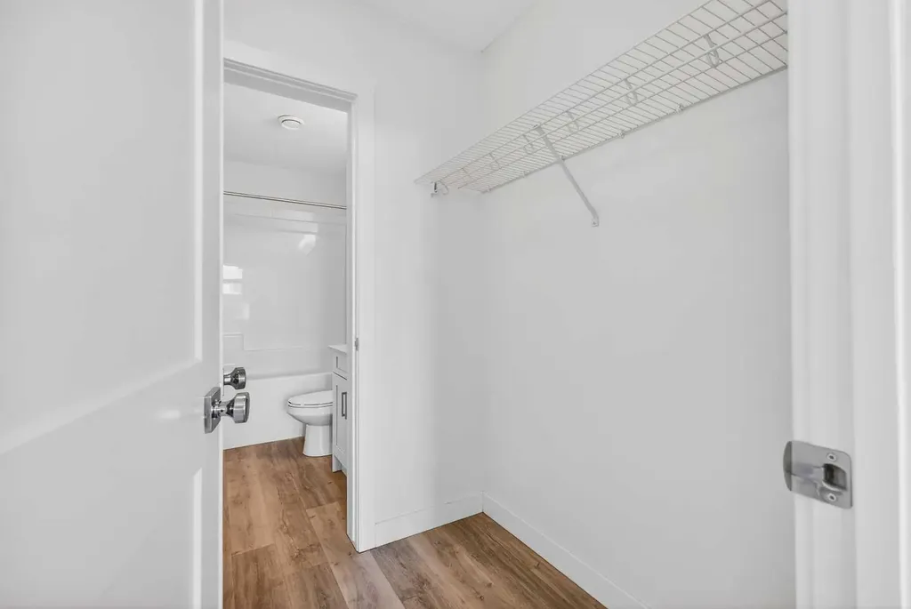 40 Sage Hill Walk NW Calgary AB T3R 2C5
