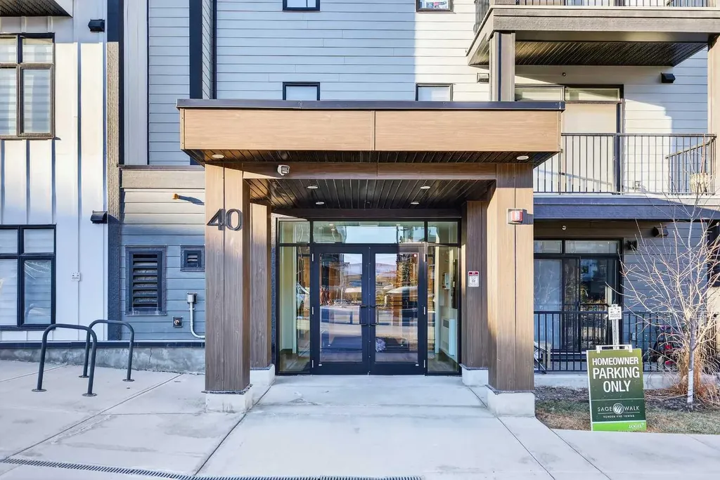 40 Sage Hill Walk NW Calgary AB T3R 2C5