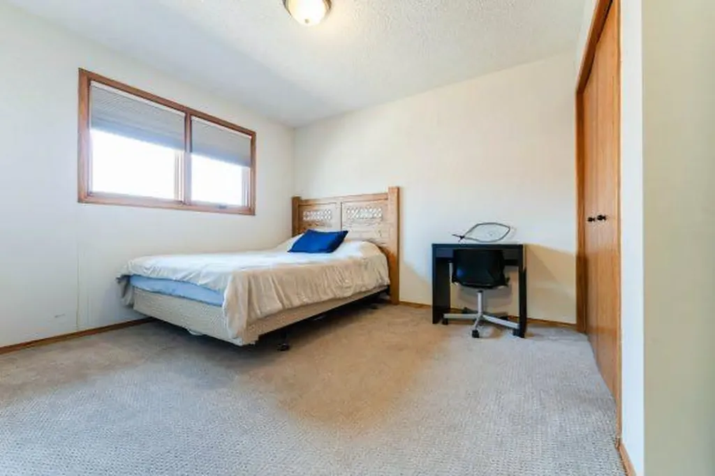 125 14 Street NW Drumheller AB T0J0Y1