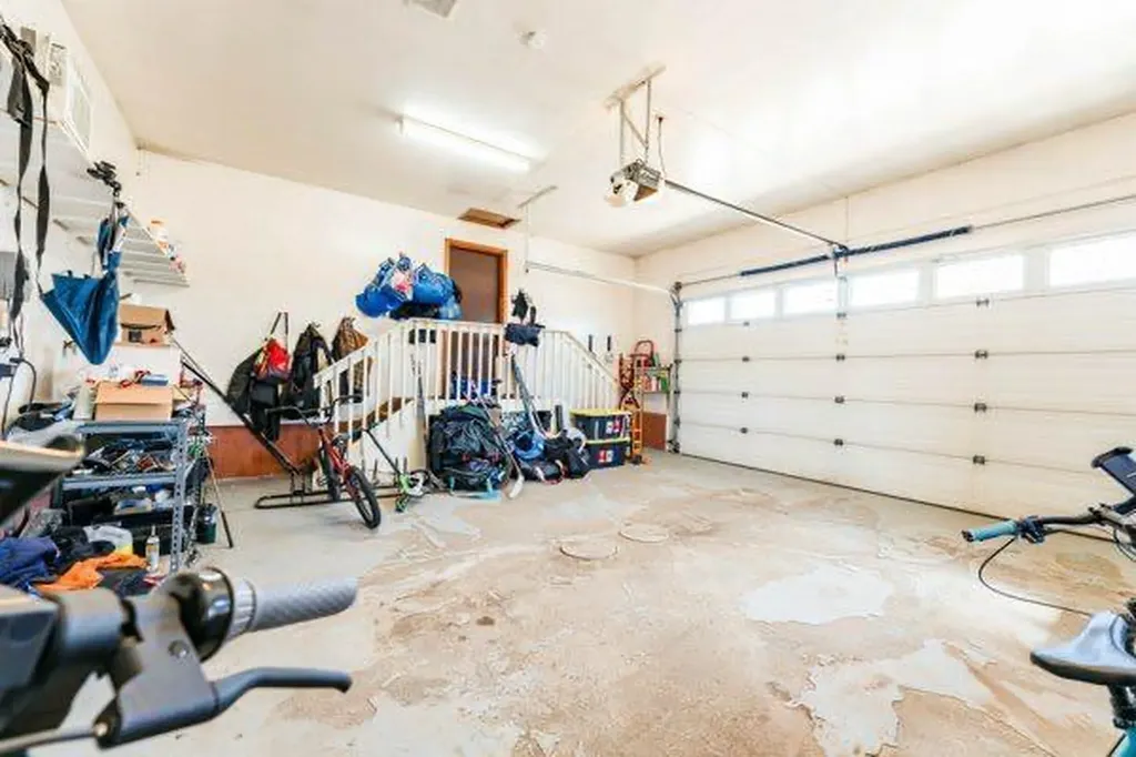 125 14 Street NW Drumheller AB T0J0Y1
