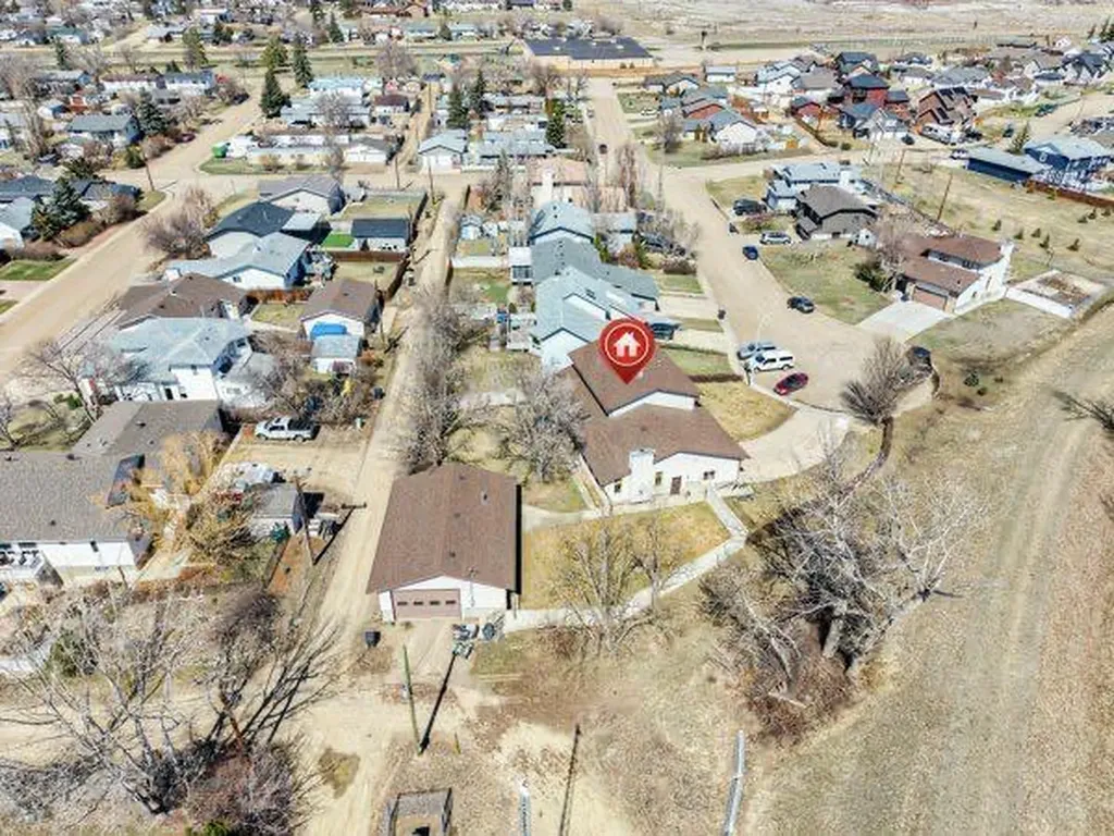 125 14 Street NW Drumheller AB T0J0Y1