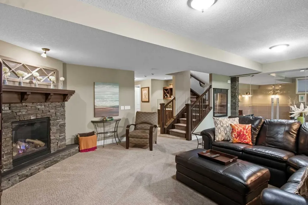 41 Evergreen Mount SW Calgary AB T2Y 0K1