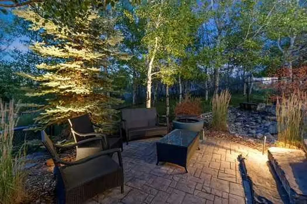 41 Evergreen Mount SW Calgary AB T2Y 0K1