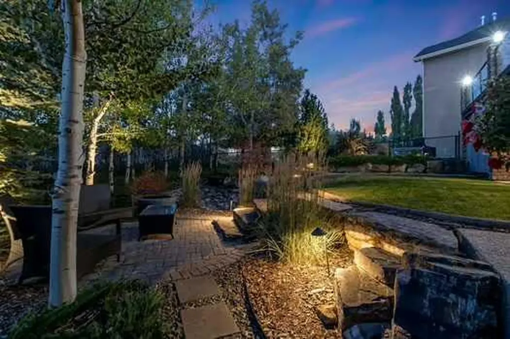 41 Evergreen Mount SW Calgary AB T2Y 0K1