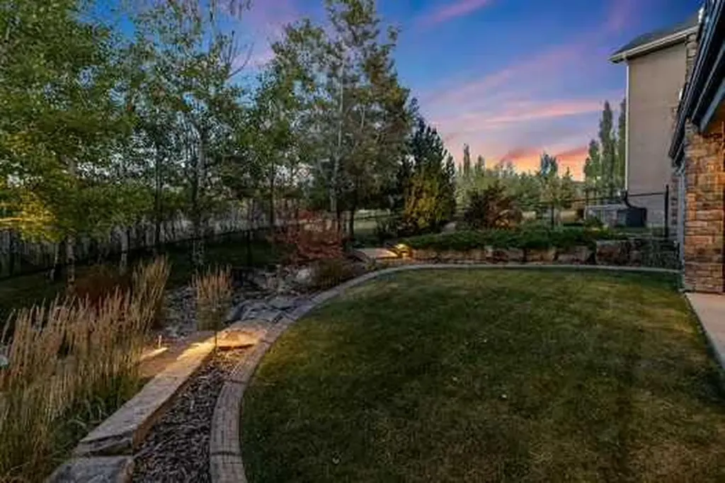 41 Evergreen Mount SW Calgary AB T2Y 0K1