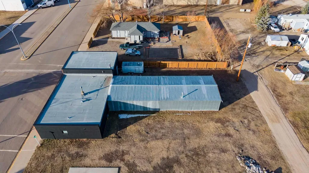 111 4 Avenue Warner AB T0K 2L0