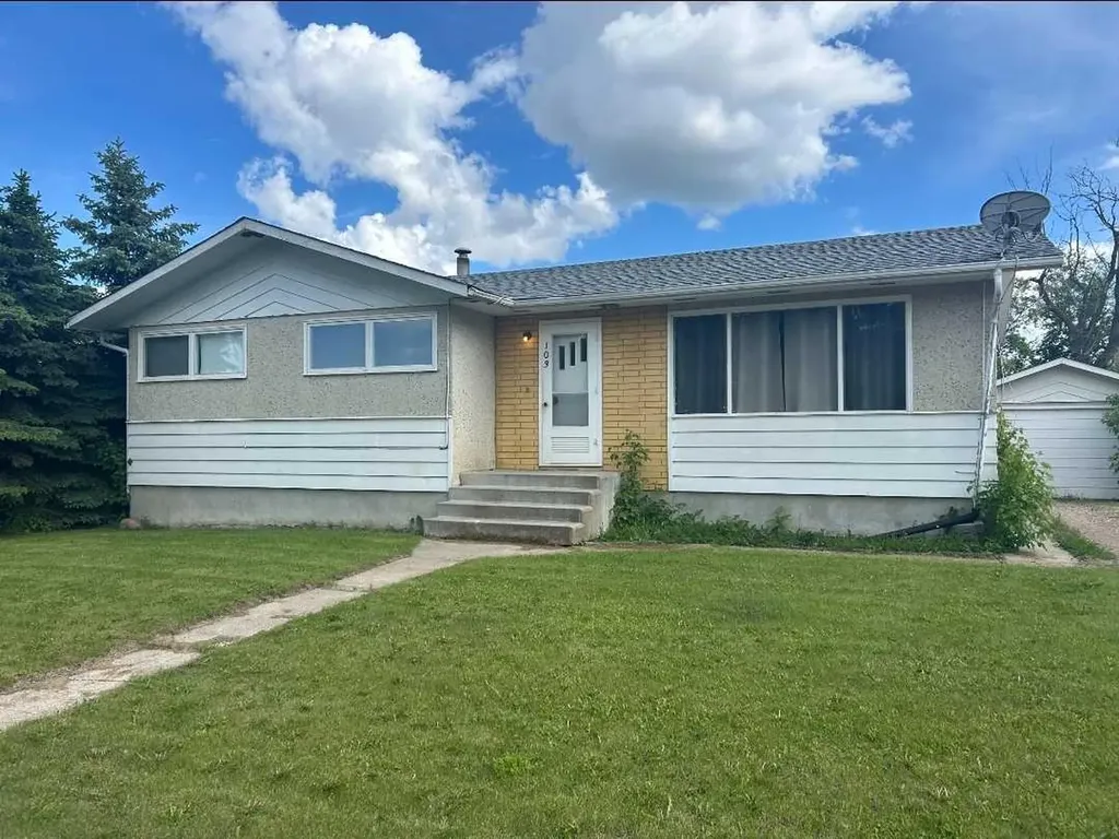 103 1st Street N Marwayne AB T0B2X0