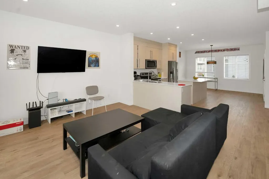 633 Savanna Boulevard NE Calgary AB T3J2K2
