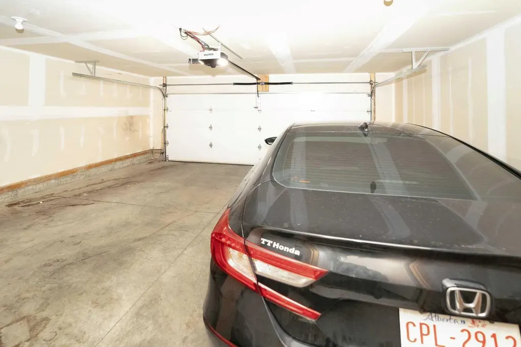 633 Savanna Boulevard NE Calgary AB T3J2K2