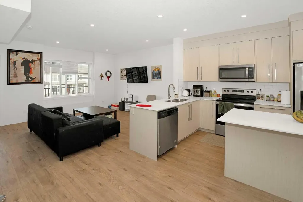 633 Savanna Boulevard NE Calgary AB T3J2K2