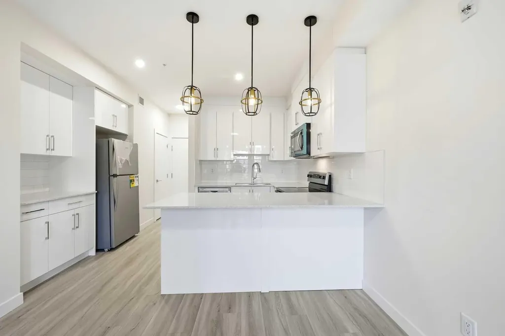 15 Skyview Point Crescent NE Calgary AB T3N 2T1