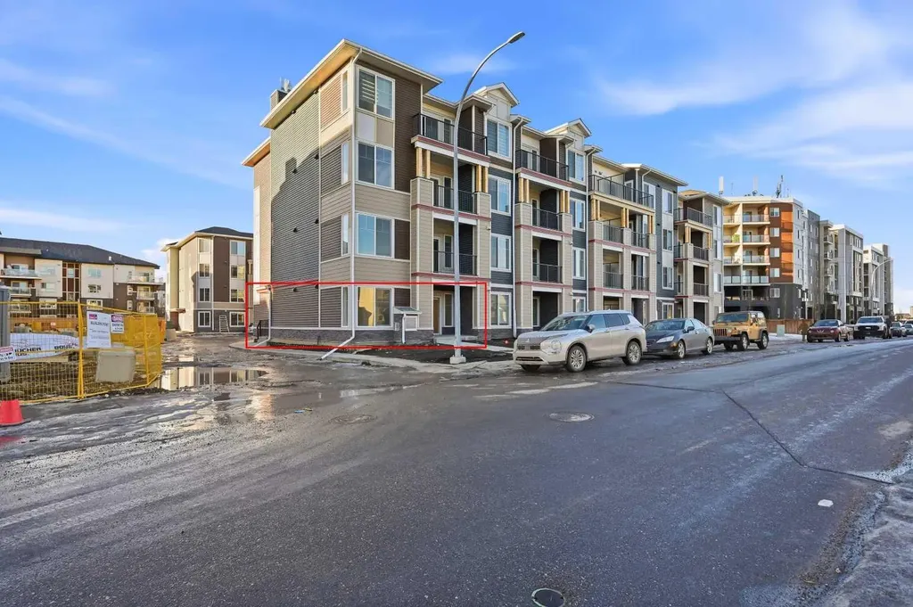 15 Skyview Point Crescent NE Calgary AB T3N 2T1