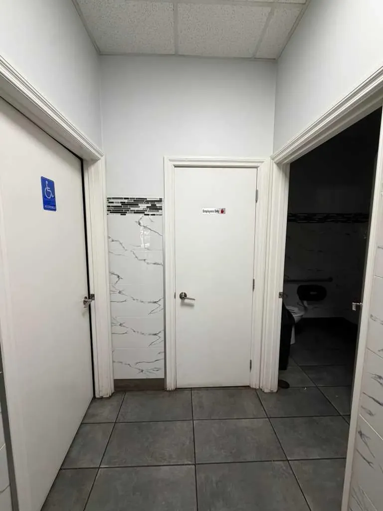 401 Coopers Boulevard SW Airdrie AB T4B 4J3