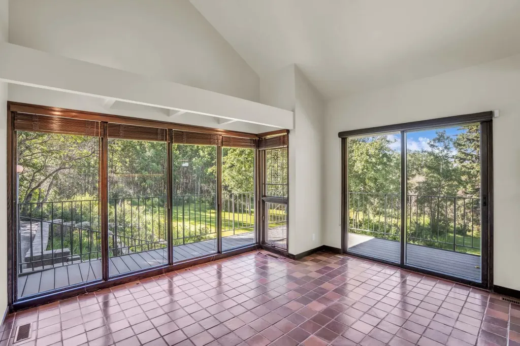 237 Escarpment Drive Rural Rocky View County AB T3Z3M8