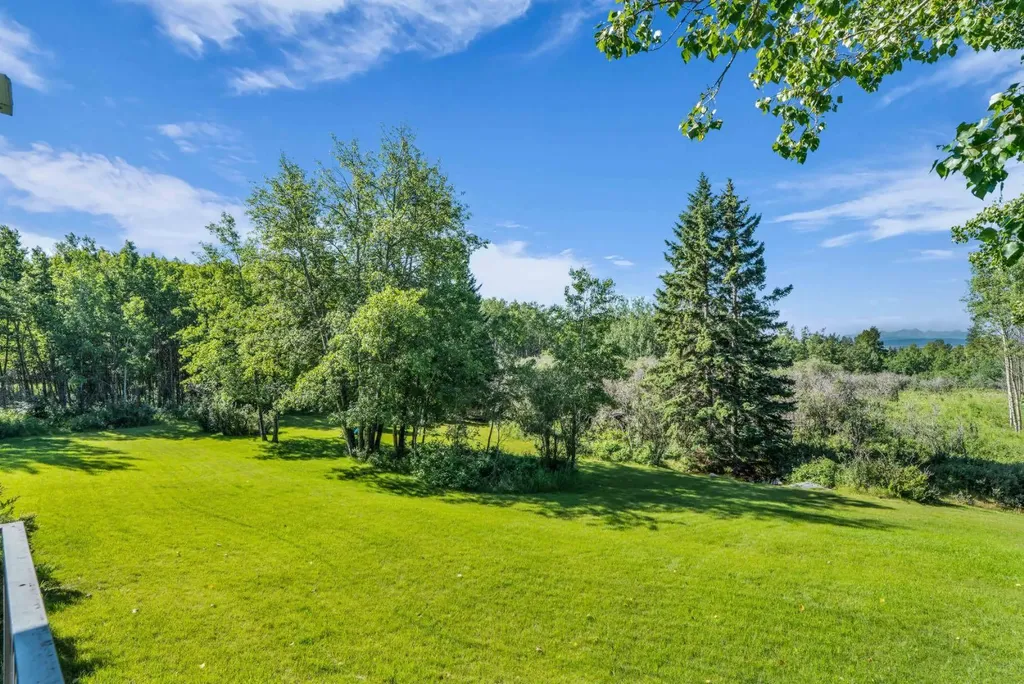 237 Escarpment Drive Rural Rocky View County AB T3Z3M8