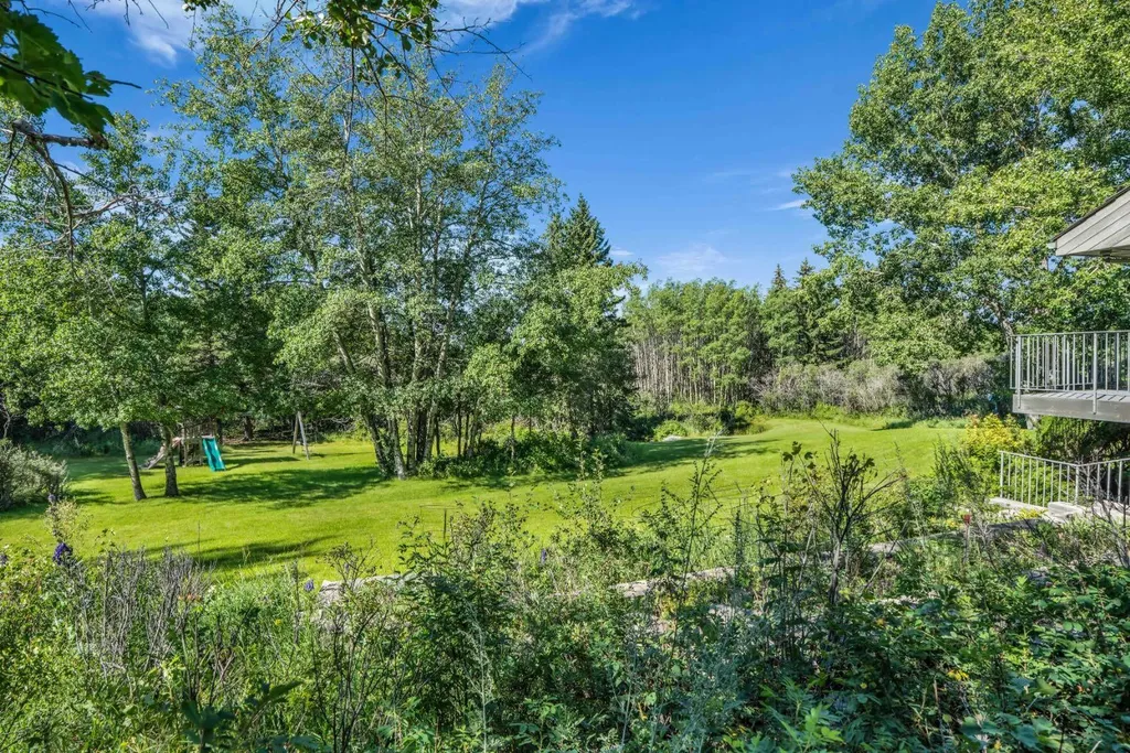 237 Escarpment Drive Rural Rocky View County AB T3Z3M8