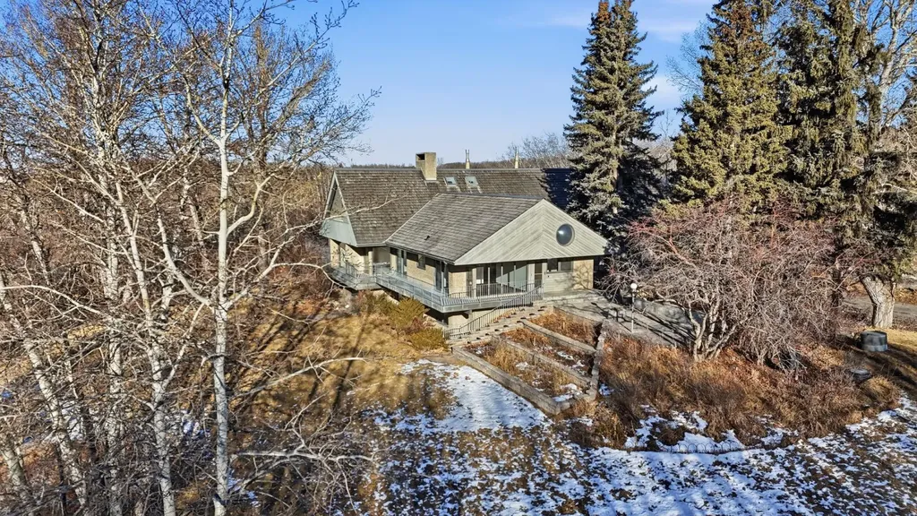 237 Escarpment Drive Rural Rocky View County AB T3Z3M8
