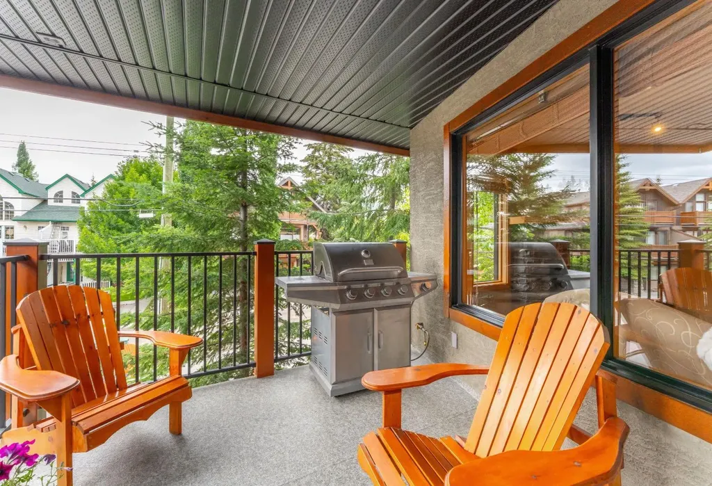722 3rd Street Canmore AB T1W 2J6