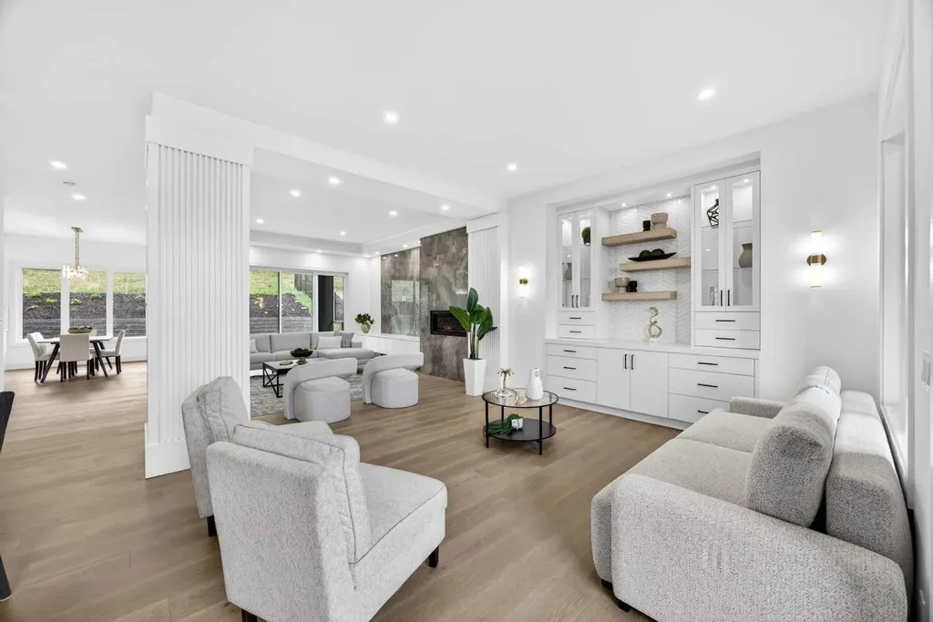 407 Patterson Boulevard SW Calgary AB T3H 3N6