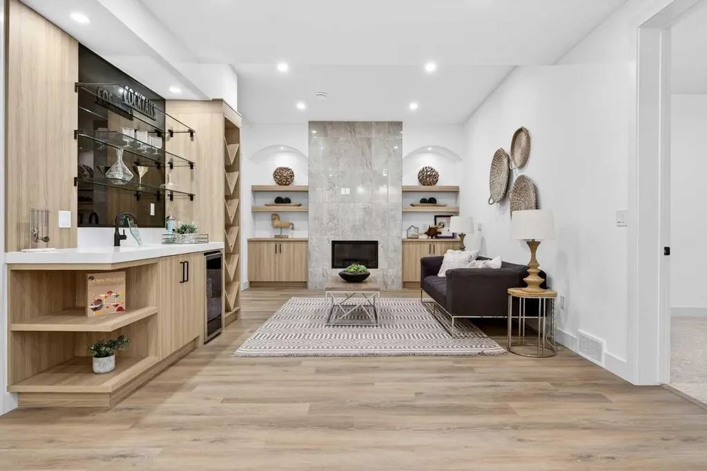 407 Patterson Boulevard SW Calgary AB T3H 3N6