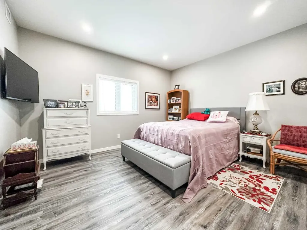5011 C 49 Street Stettler AB T0C 2L0