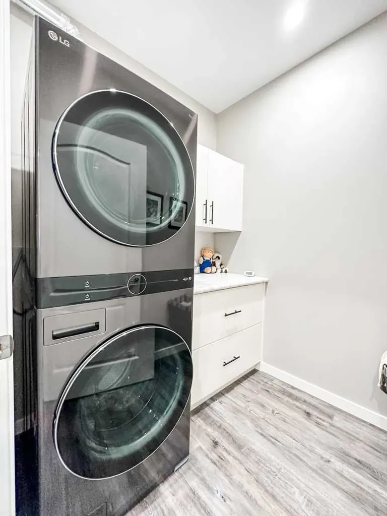 5011 C 49 Street Stettler AB T0C 2L0