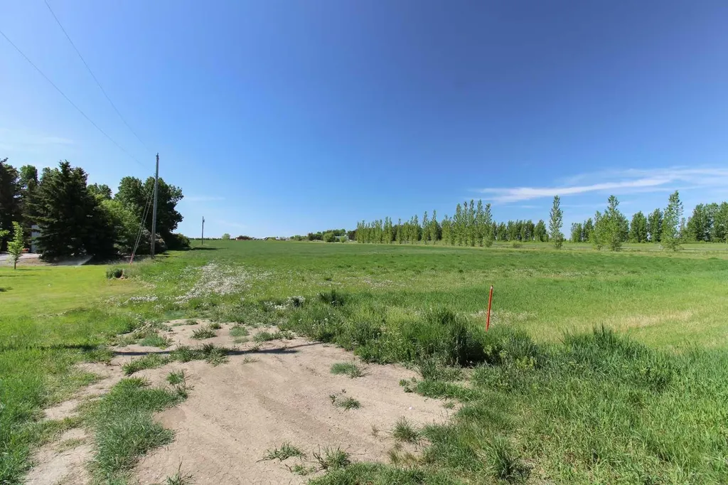 7.76 Acres Township Road 84 Rural Lethbridge County AB T1J 5N7