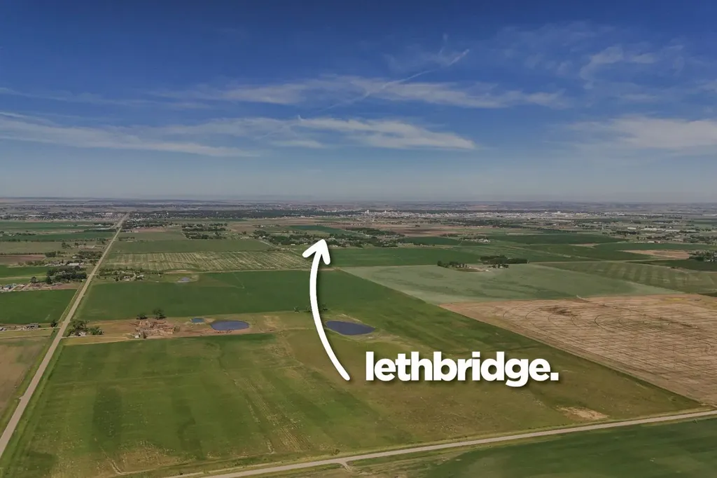7.76 Acres Township Road 84 Rural Lethbridge County AB T1J 5N7
