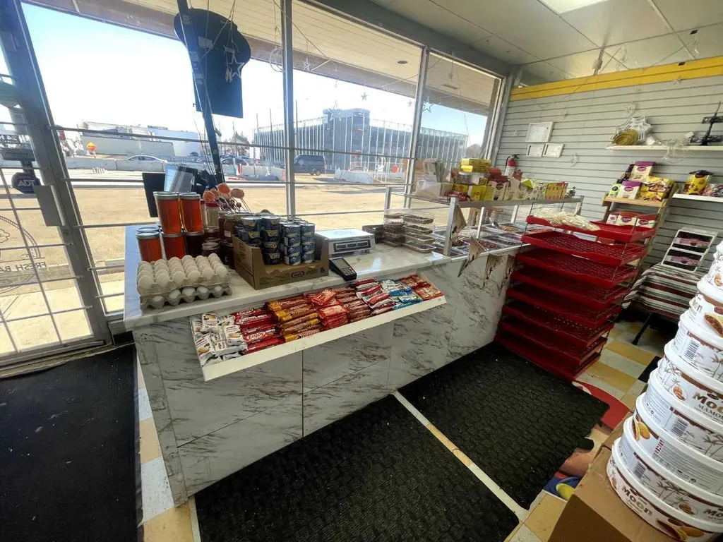 10066 156 Street NW Edmonton AB T5P 2P8