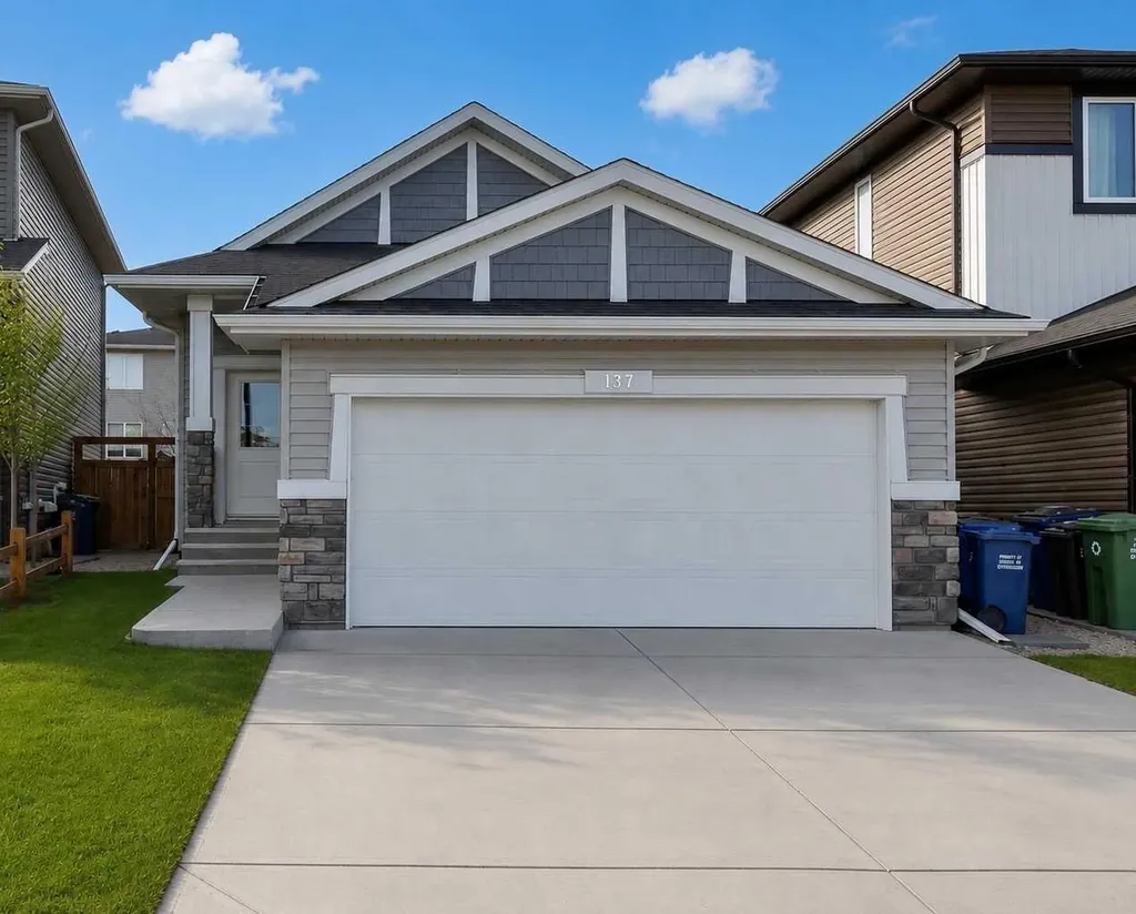 137 Willow Park N Cochrane AB T4C2N3