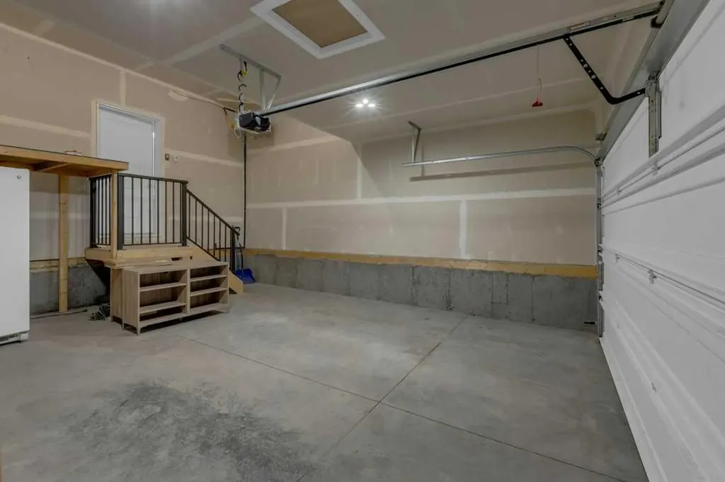 137 Willow Park N Cochrane AB T4C2N3