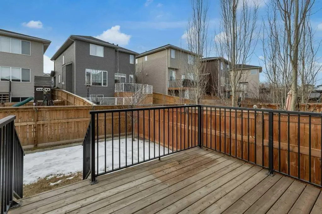 137 Willow Park N Cochrane AB T4C2N3