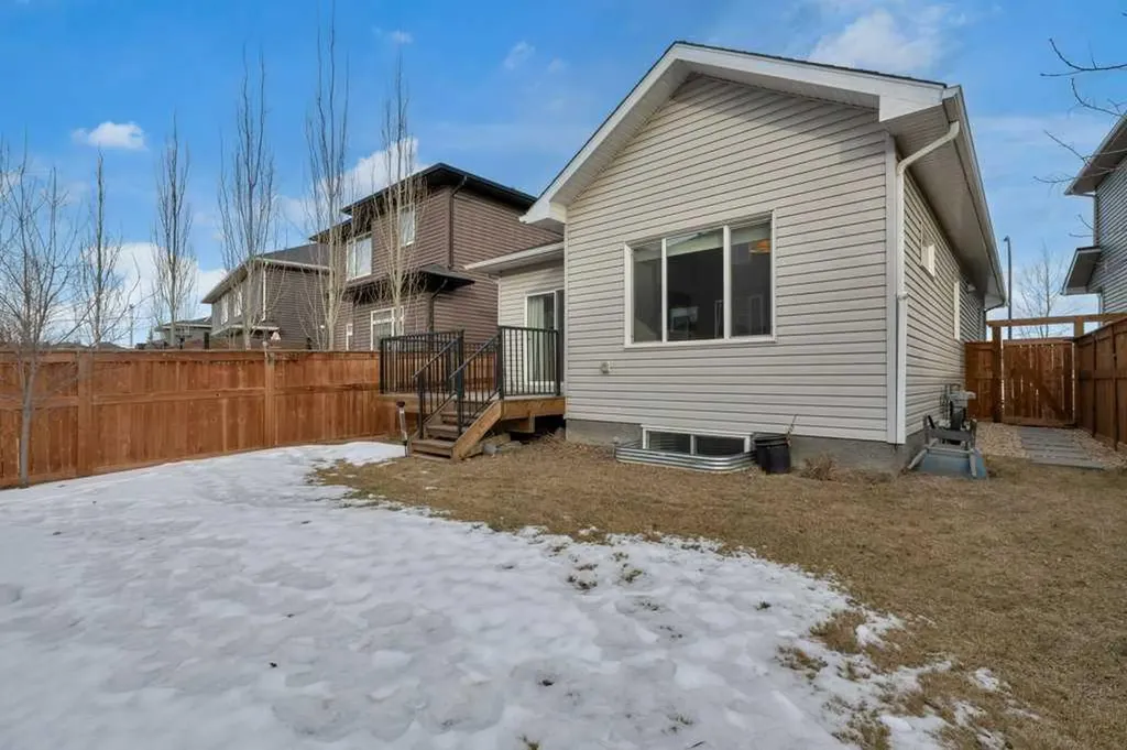 137 Willow Park N Cochrane AB T4C2N3