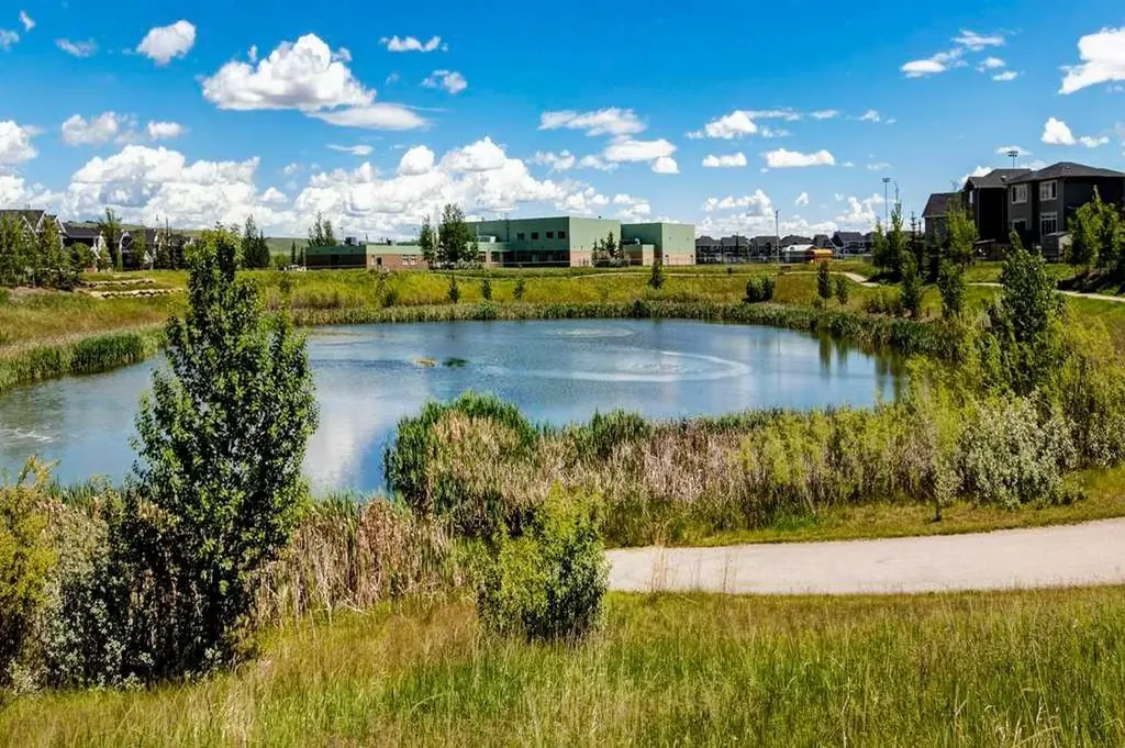 137 Willow Park N Cochrane AB T4C2N3