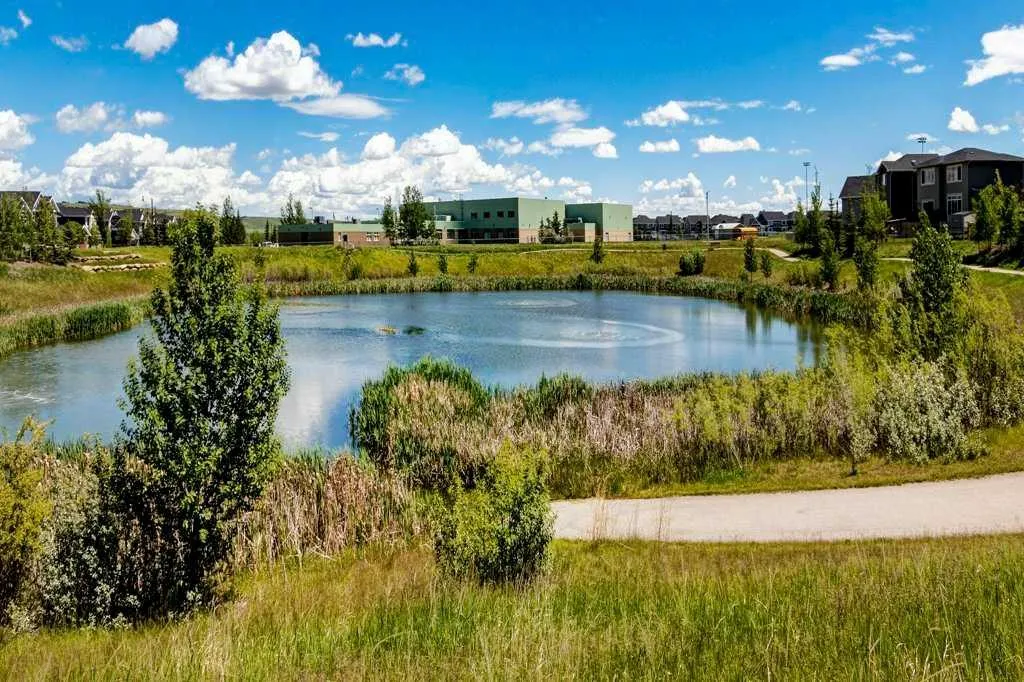 137 Willow Park N Cochrane AB T4C2N3