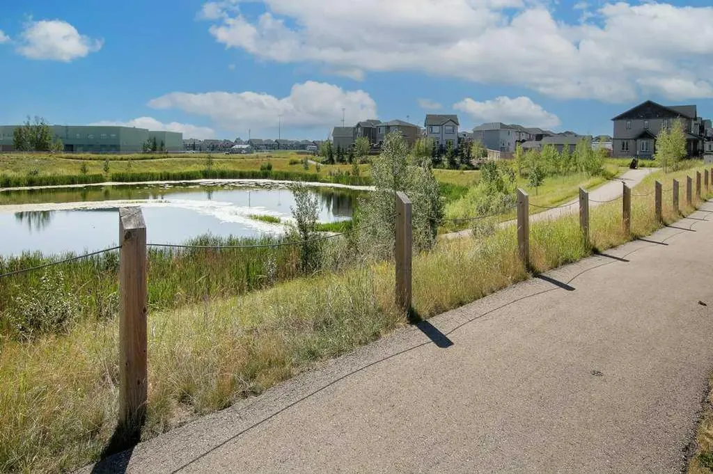 137 Willow Park N Cochrane AB T4C2N3