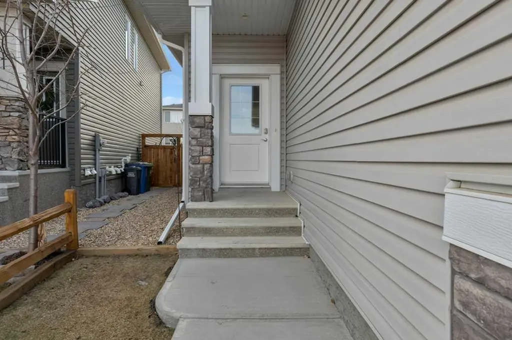 137 Willow Park N Cochrane AB T4C2N3