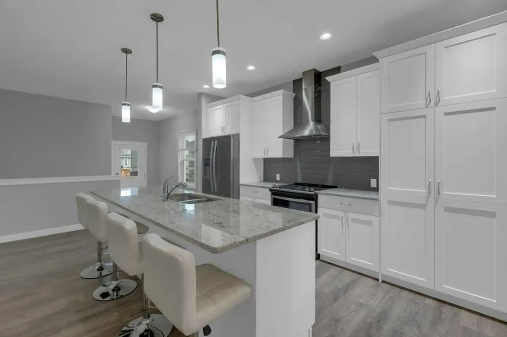 137 Willow Park N Cochrane AB T4C2N3