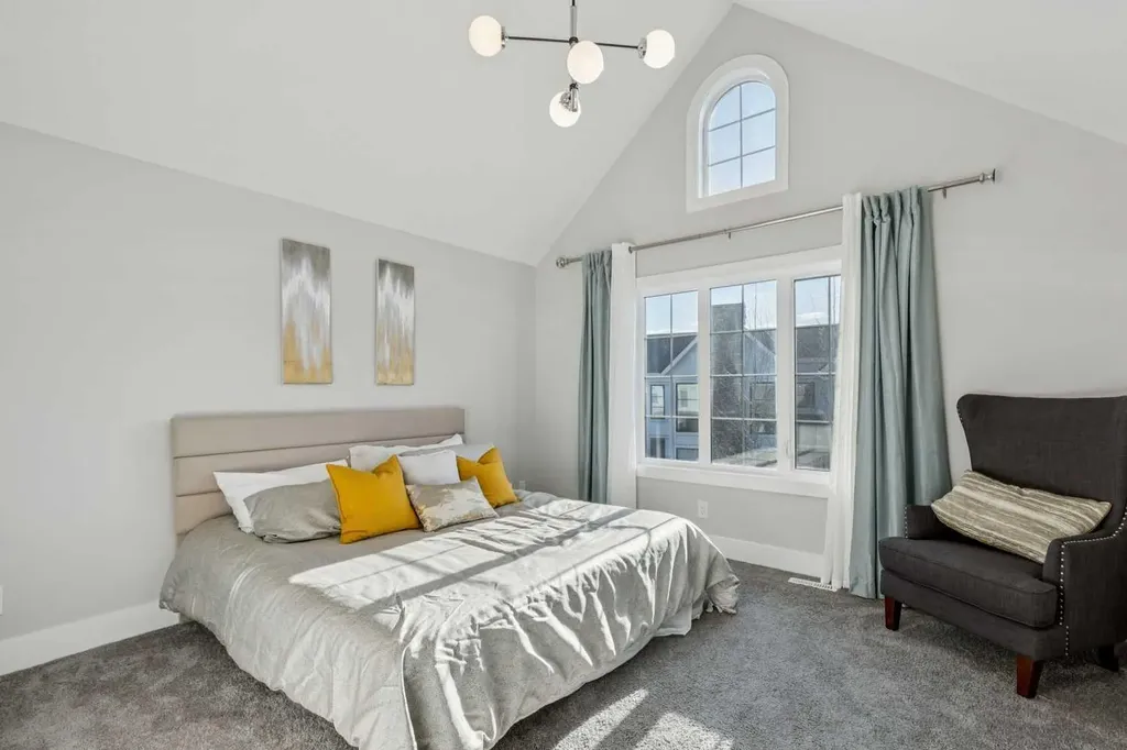 16 Treeline Lane SW Calgary AB T2Y 0S2
