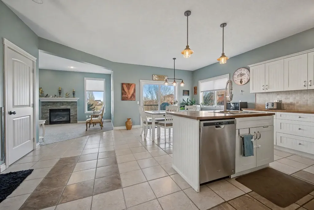 1718 High Park Drive NW High River AB T1V 0A3