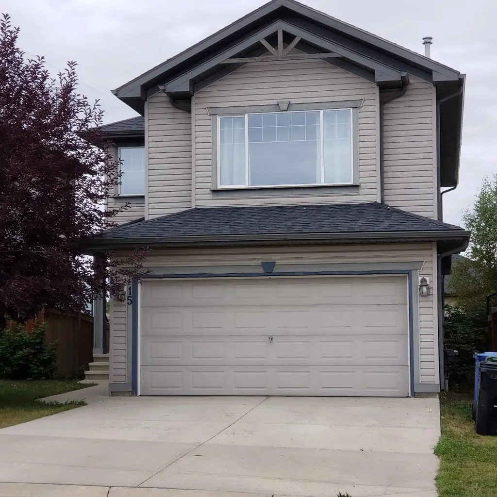 15 Tuscany Reserve Bay NW Calgary AB T3L 0A9