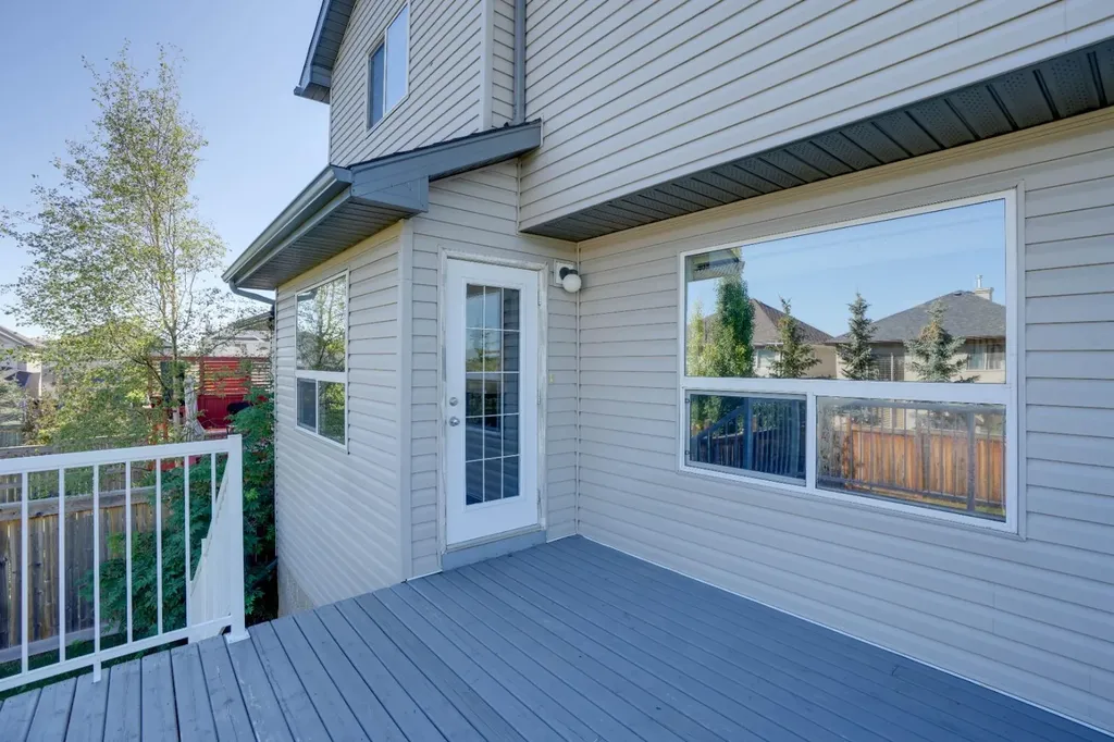 15 Tuscany Reserve Bay NW Calgary AB T3L 0A9