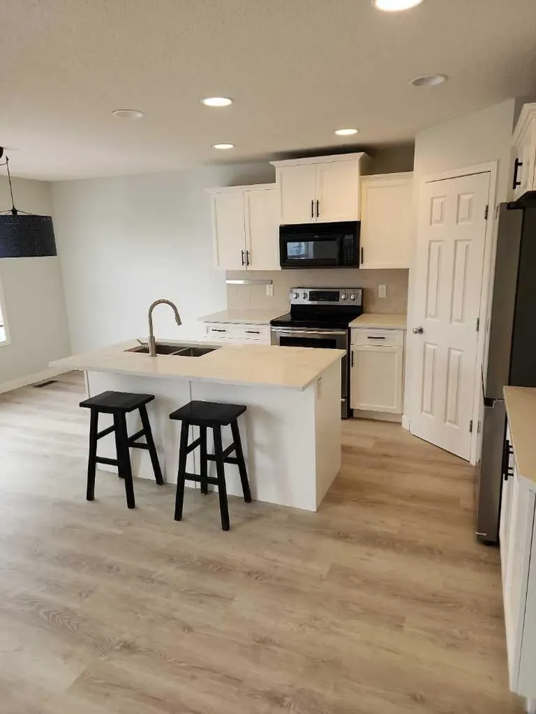 15 Tuscany Reserve Bay NW Calgary AB T3L 0A9