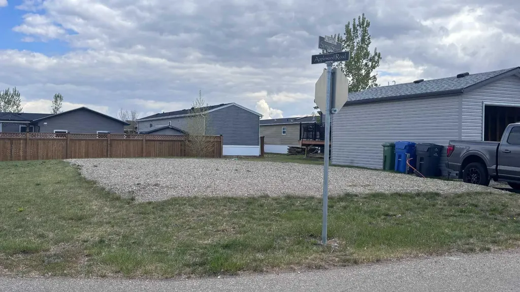 4009 Applewood Road Coaldale AB T1C 0C6