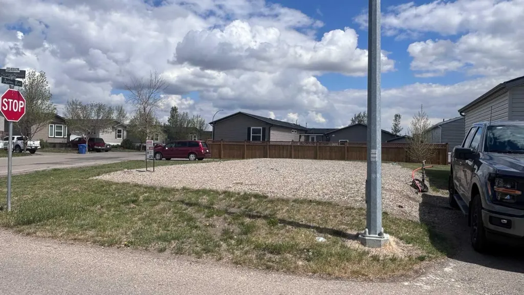 4009 Applewood Road Coaldale AB T1C 0C6