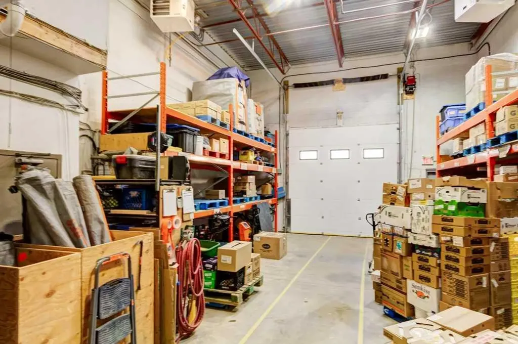 107,108 Jay Street Banff AB T1L 1J7