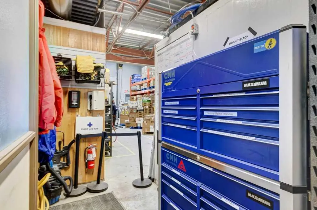 107,108 Jay Street Banff AB T1L 1J7