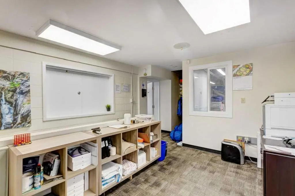 107,108 Jay Street Banff AB T1L 1J7