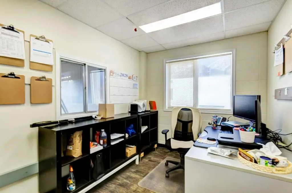 107,108 Jay Street Banff AB T1L 1J7