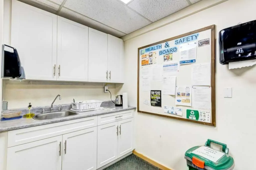 107,108 Jay Street Banff AB T1L 1J7